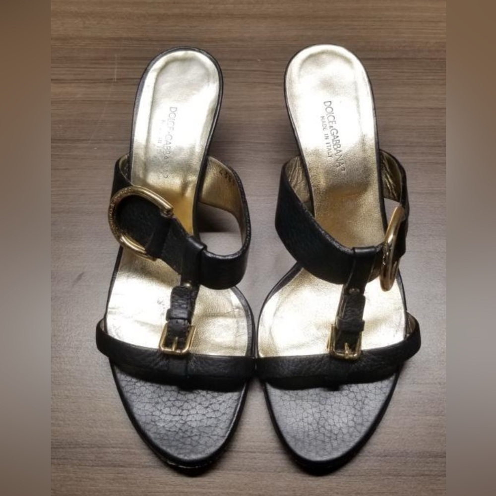 Dolce & Gabbana Black and Gold Heels - Picture 2 of 12